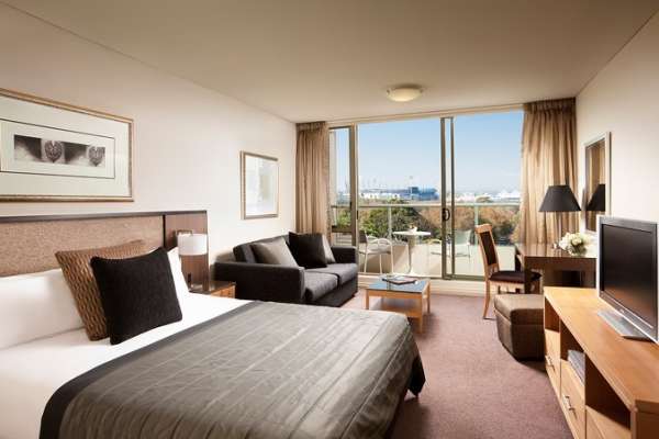 Room2.jpg