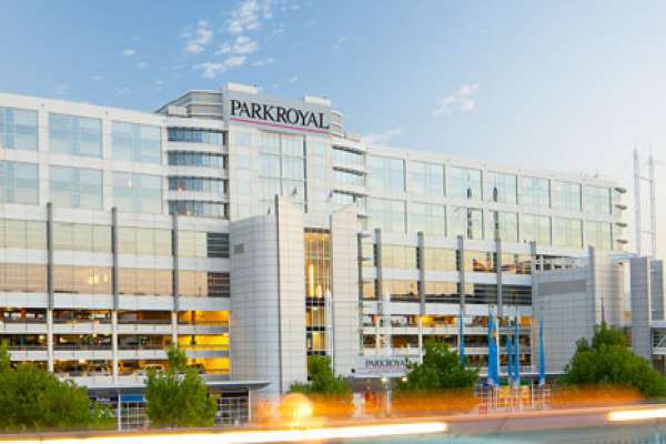 parkroyal-melbourne-airport-01.jpg
